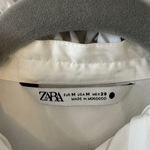 Zara White Ruffled Front Button Blouse - Picture 2 of 5